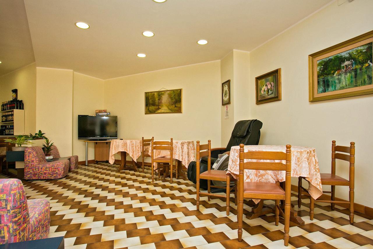 Hotel Antares San Benedetto del Tronto Eksteriør billede